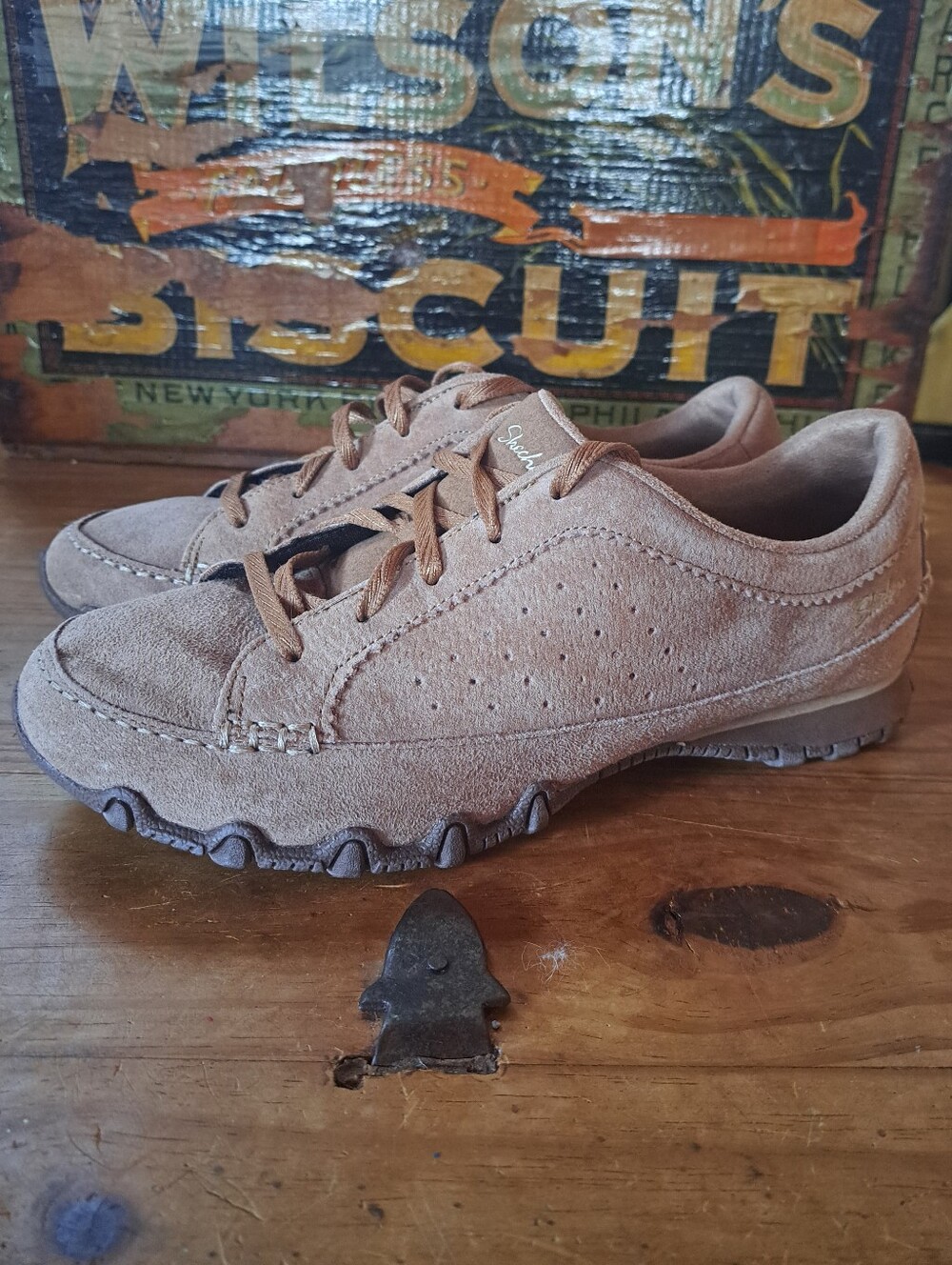 Skechers Bikers Contained Relaxed Fit Walking Shoe Womens Size 9 Suede Leather